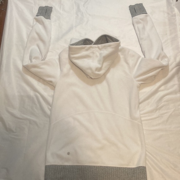 Lululemon fleece pullover. FP 4-3 - Picture 4 of 5